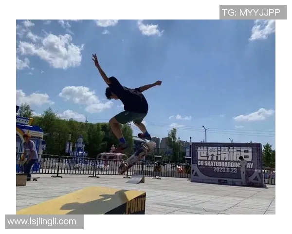 南京滑板队的灵活性揭秘：滑板文化与运动精神的完美结合