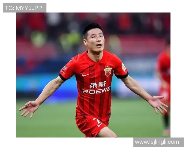 中国足球明星中谁的成就最为卓越引发球迷热议